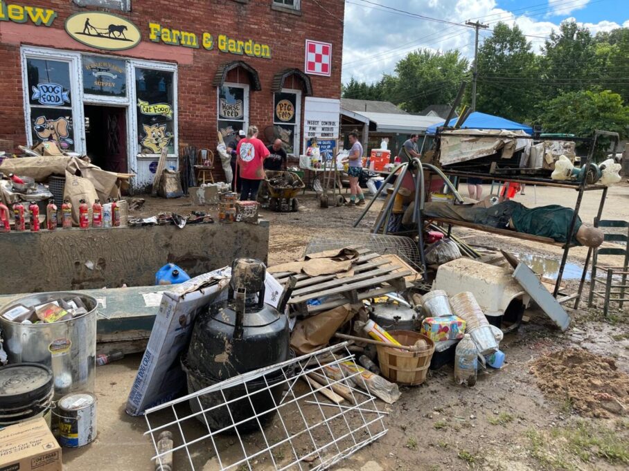 The contents of Riverview Farm and Garden were moved to the parking lot by community members. (Photo courtesy Mountaineer Publishing Inc.)