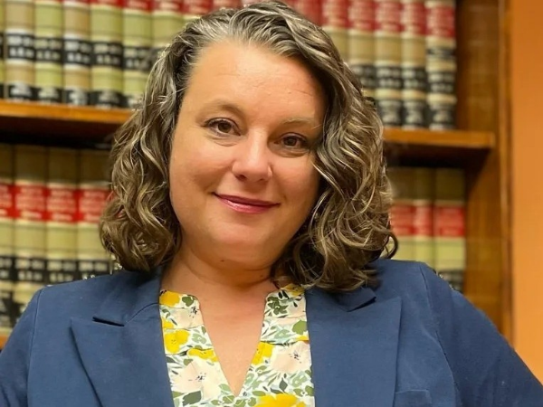 Stearns Receiving ABA Pro Bono Publico Award